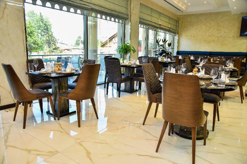 Supreme Hotel Baku Exterior photo