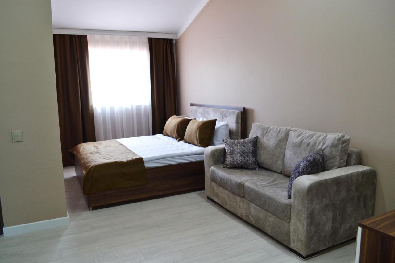 Supreme Hotel Baku Exterior photo